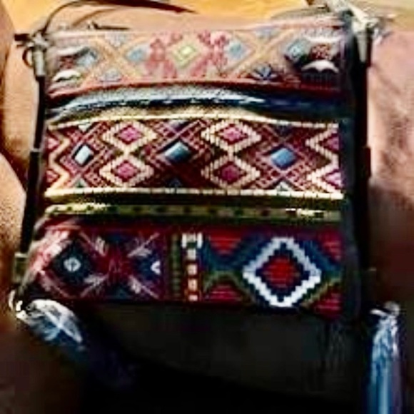 Johnny Was Zipped Crossbody Black Leather And Embroidery Design Tassel Bag NWT - Picture 12 of 14